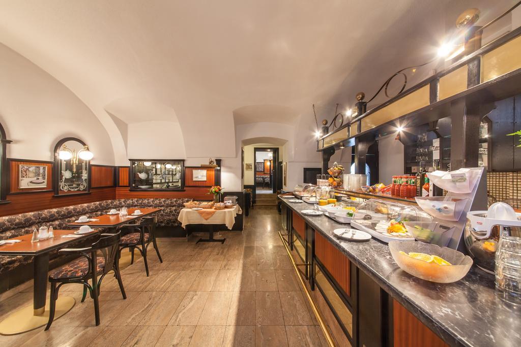 Novum Hotel Cristall Wien Messe Экстерьер фото