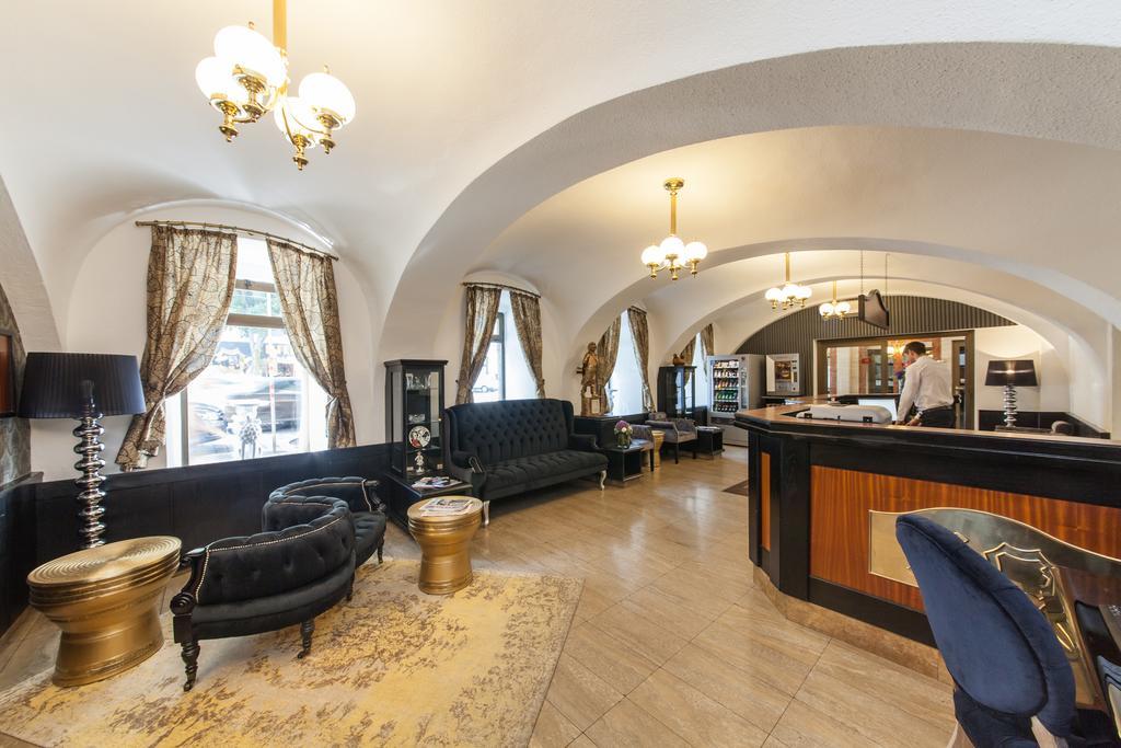 Novum Hotel Cristall Wien Messe Экстерьер фото
