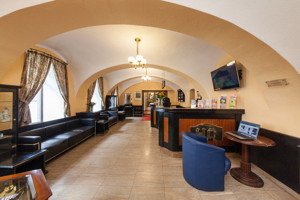 Novum Hotel Cristall Wien Messe Экстерьер фото