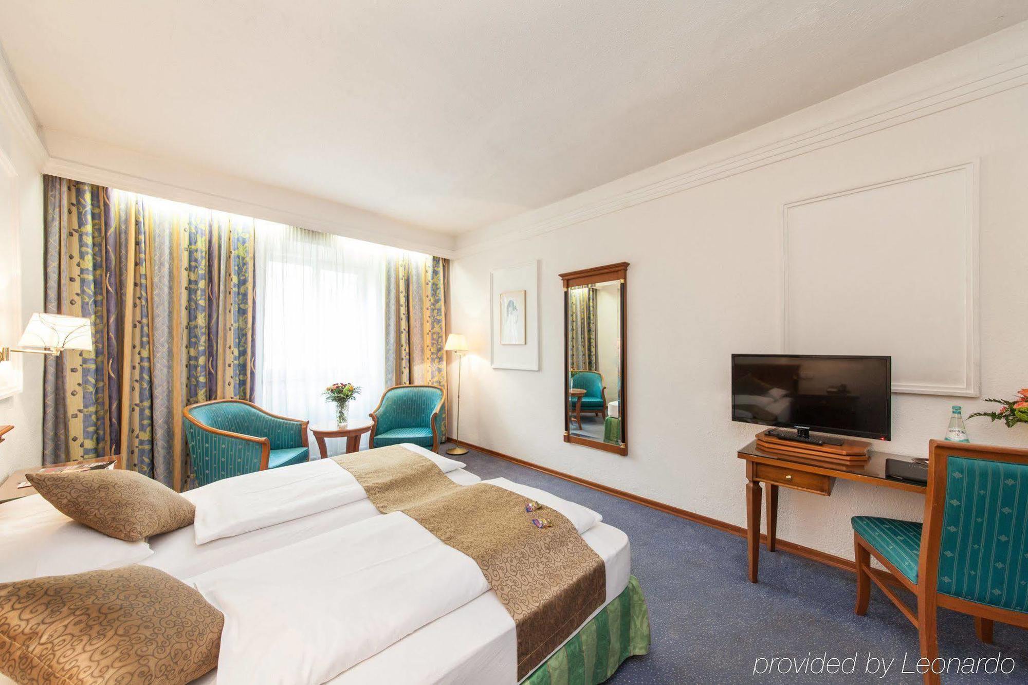 Novum Hotel Cristall Wien Messe Экстерьер фото
